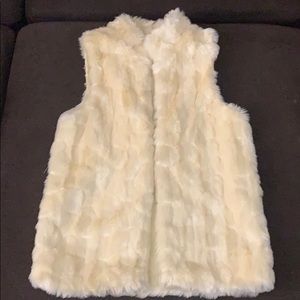 Faux Fur off-white/beige fur vest